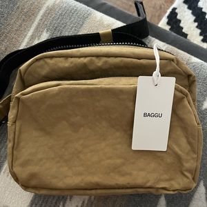 Baggu Dark Khaki Fanny Pack NWT